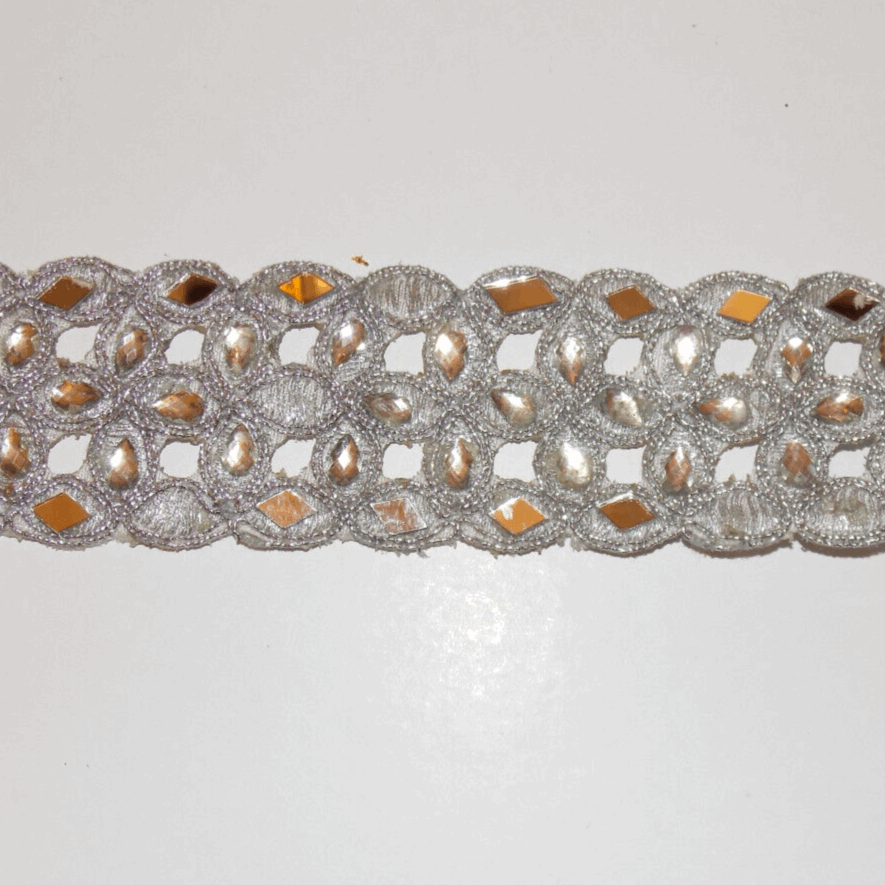 1m 4.5cm Metallic silver lace applique with mirror
