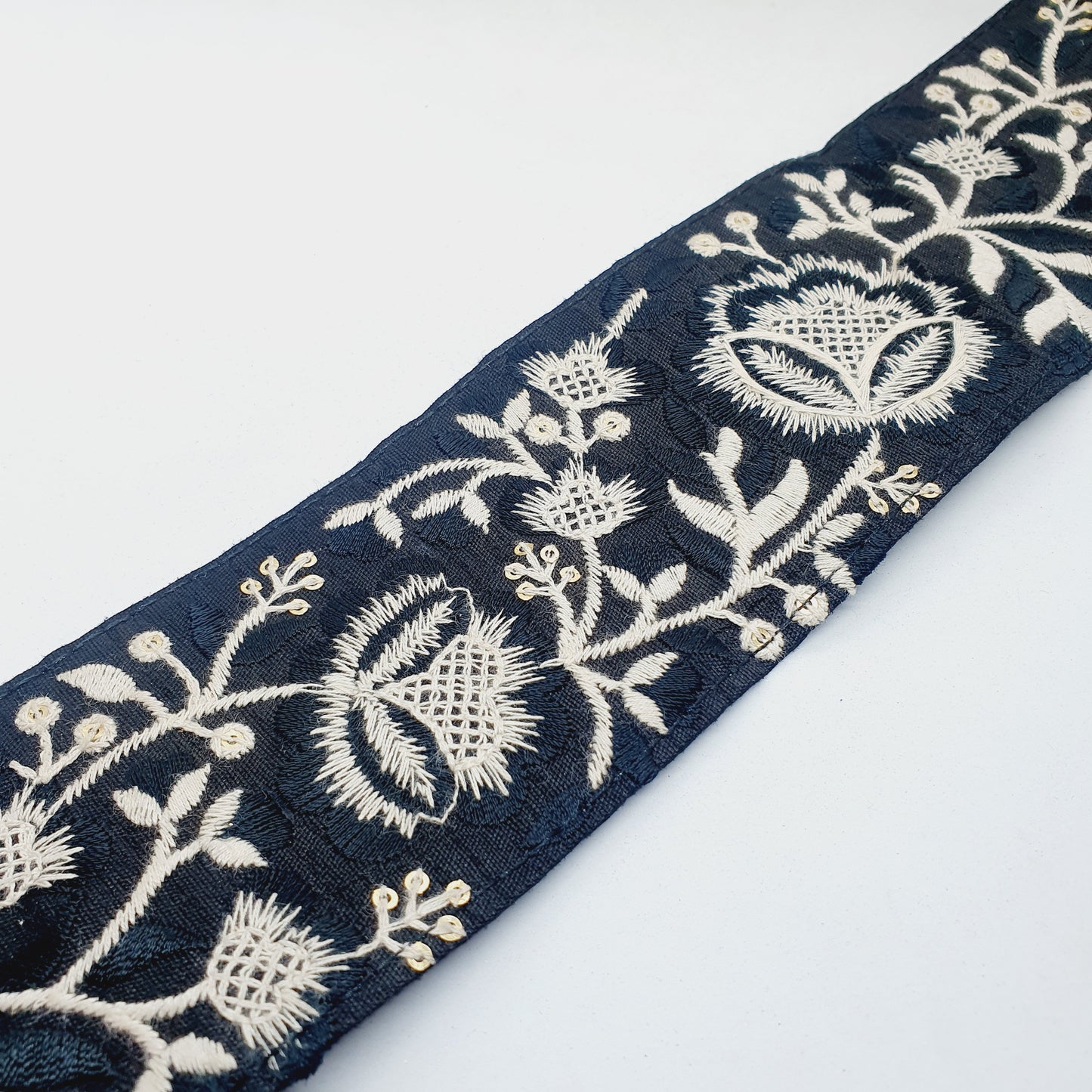 1m 7.5cm black cream flower indian embroidered saree border ribbon