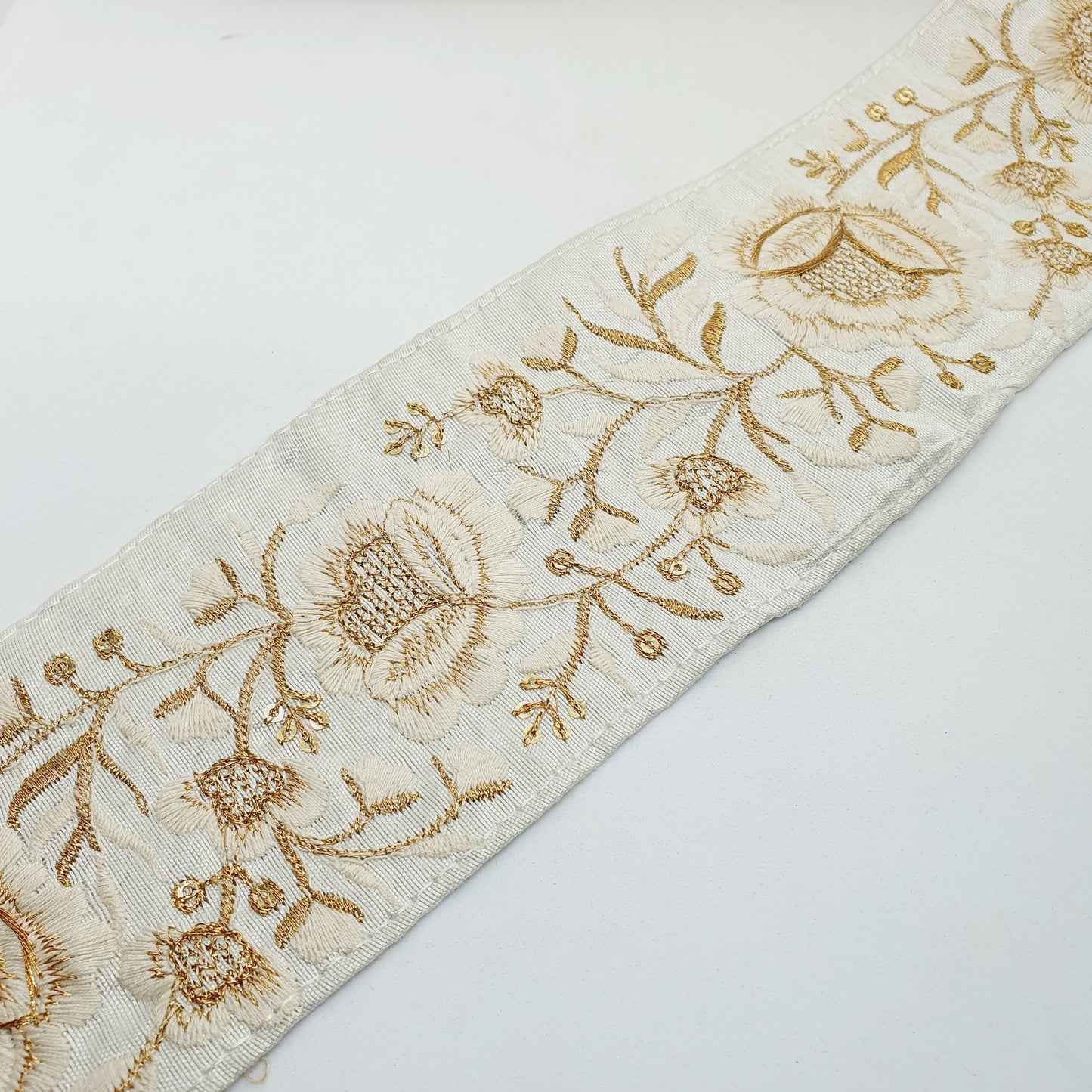 1m 7.5cm ivory cream deep gold flower indian embroidered saree border ribbon