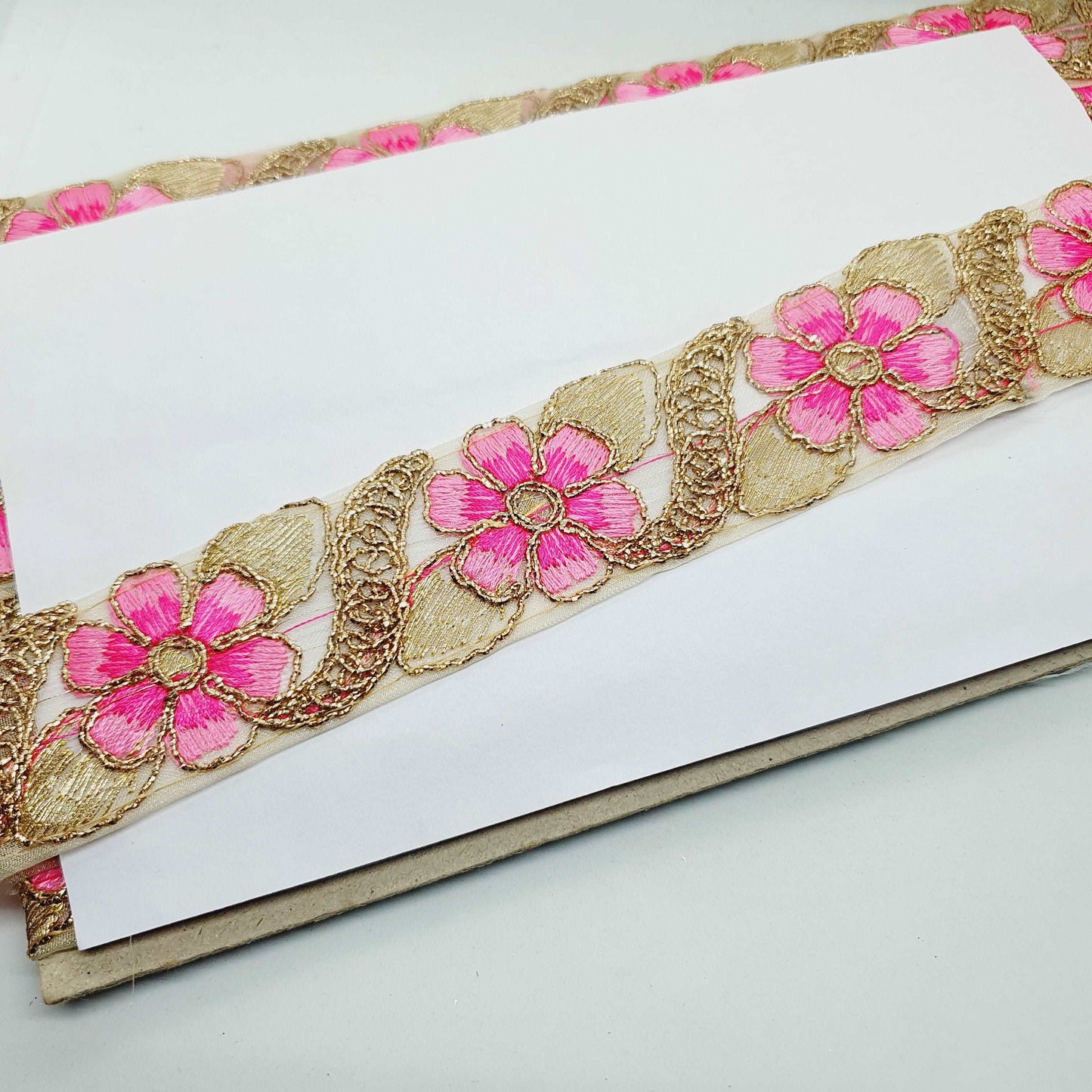 1m 4cm Metallic gold lace pink flower Indian ribbon