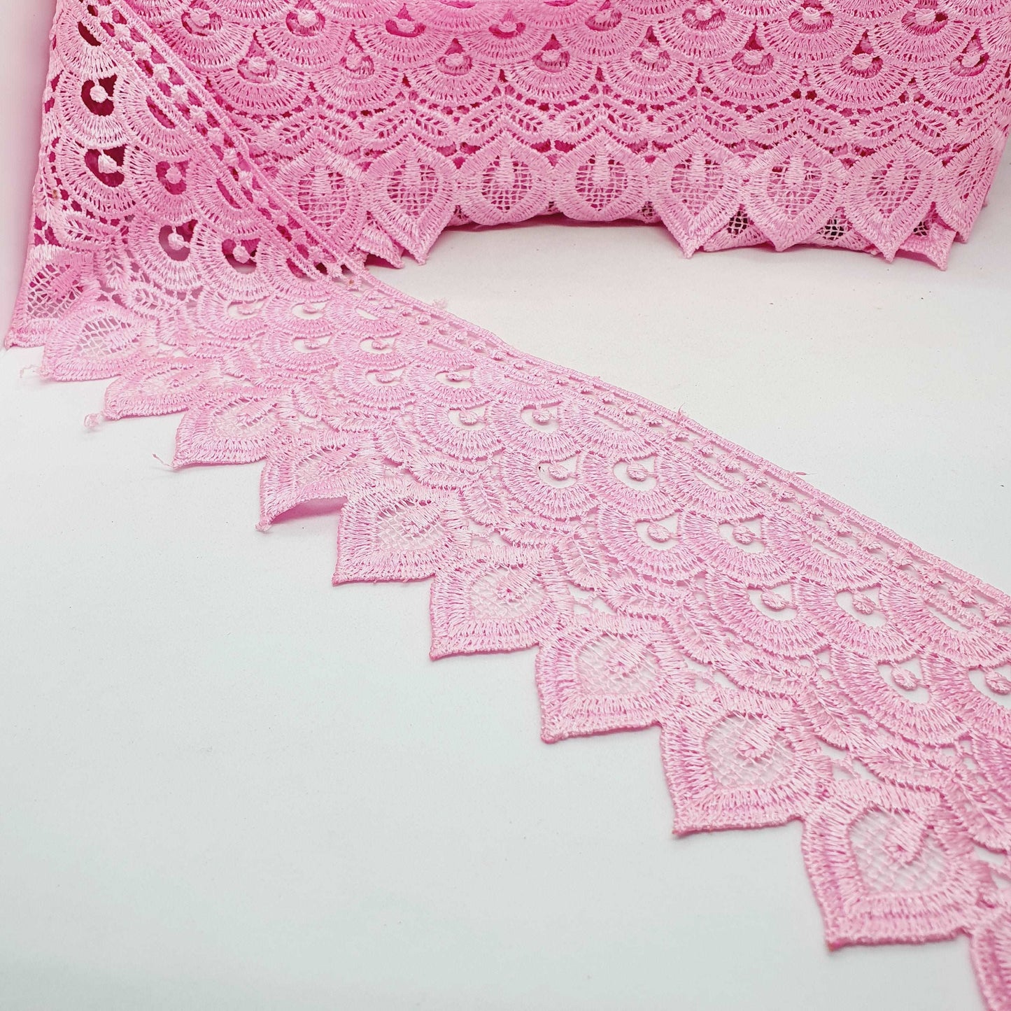 1m 8.5cm light pink guipure venise embroidered lace trim