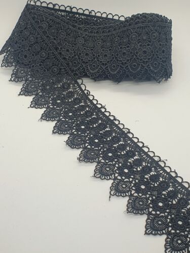 1m 7cm black guipure embroidered lace