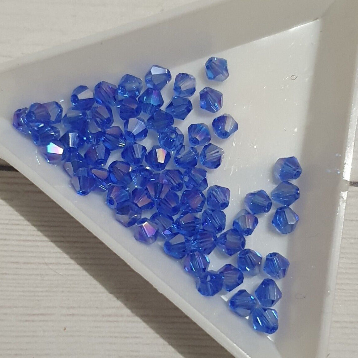 1x~110 blue AB 4mm bicone beads