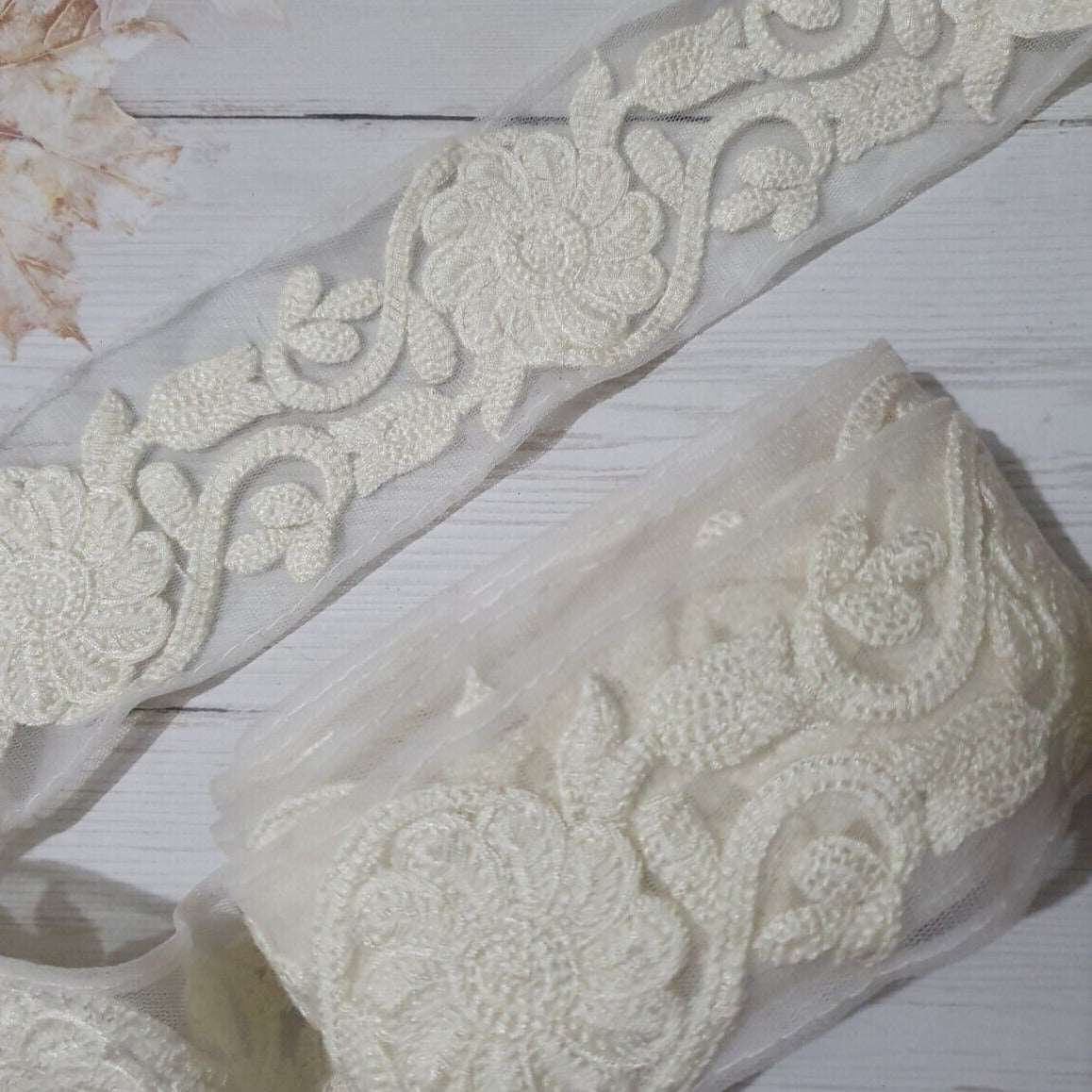 1m 4.5cm cream embroidered lace ribbon