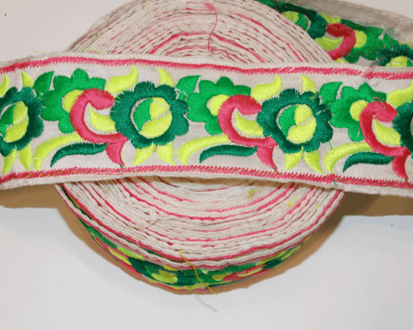 1x 5.5cm multi colour flower indian embroidered folksy ribbon