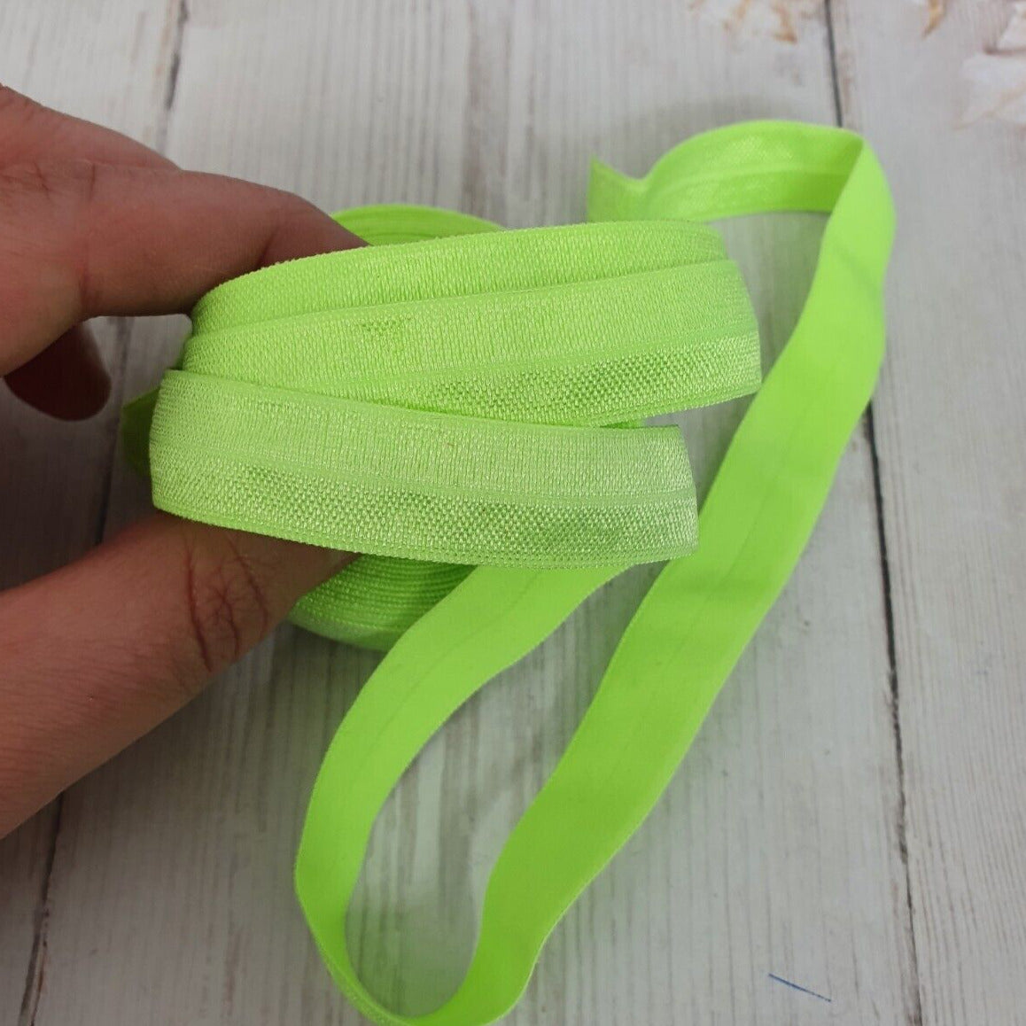 1m 15mm fold over baby soft neon green elastic