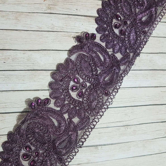 1m 8cm Metallic plum purple lace applique with crystals