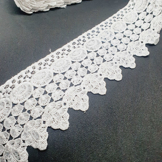 1m 9cm white guipure venise embroidered lace trim