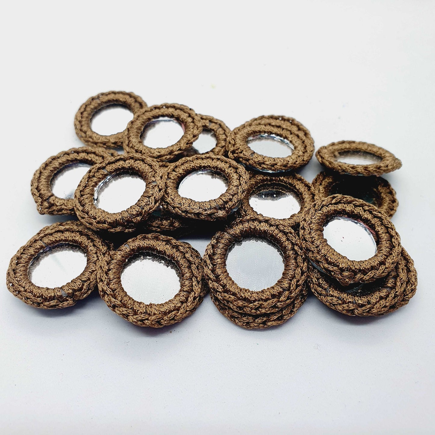 4x ~2.5cm shisha mirror applique brown