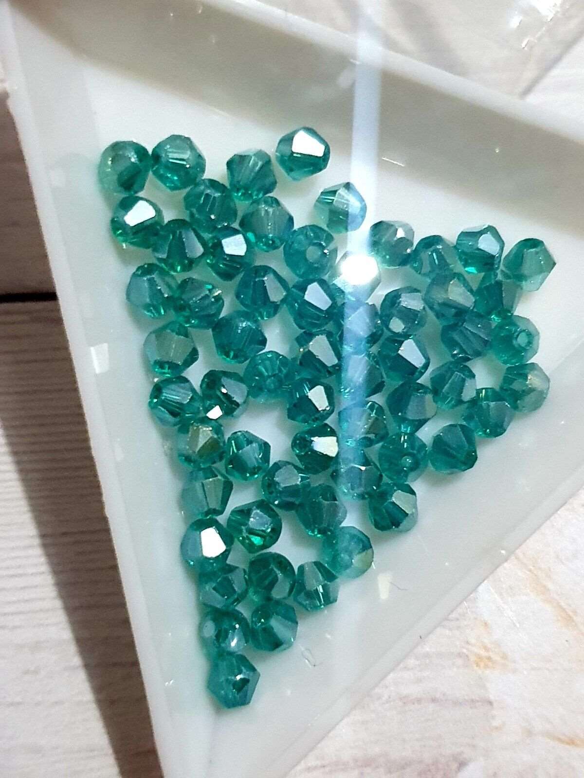 1x~110 teal AB 4mm bicone beads